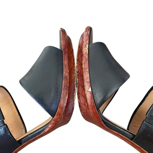 Bottega Veneta Black Leather Strap Zipper Heeled Sandal Heels size 39 size 9 - Picture 10 of 14